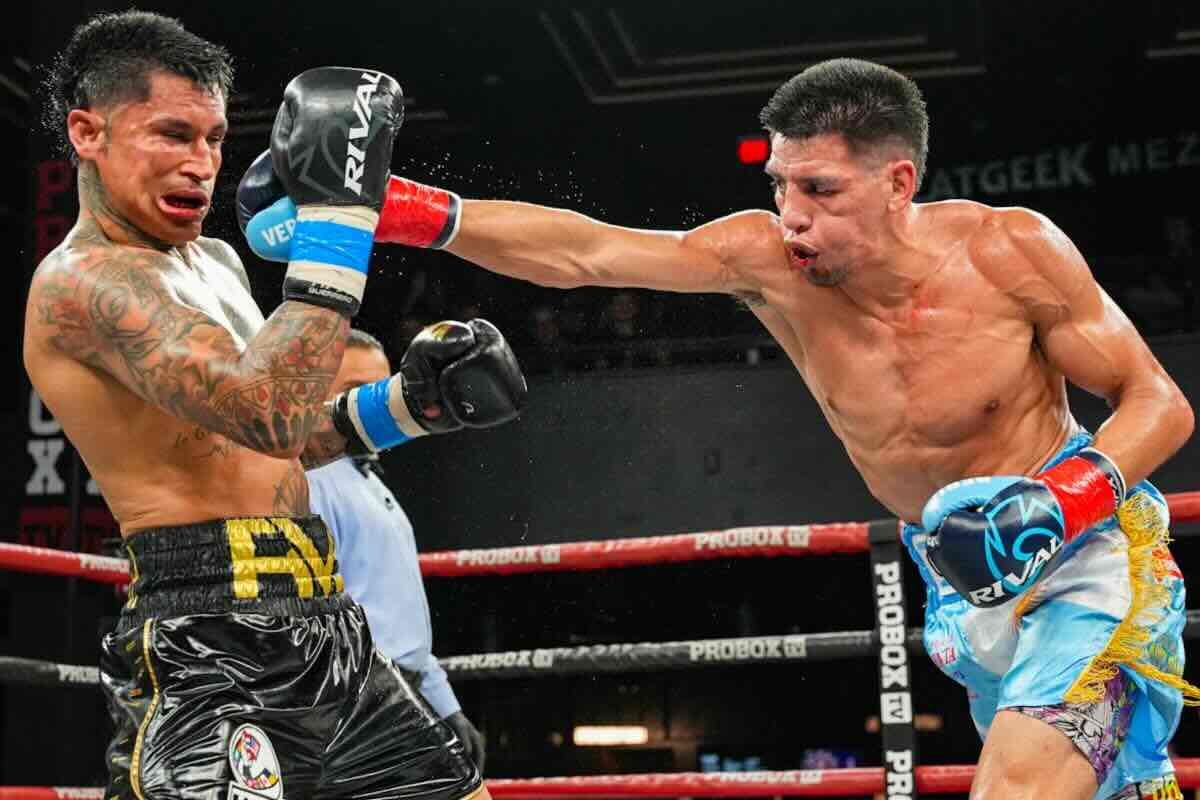 Francisco Verón domina a Roiman Villa (ProBoxTV)